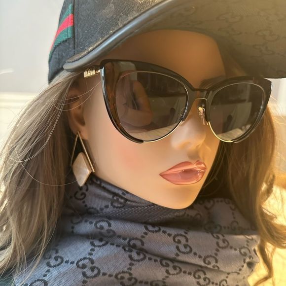 MOSCHINO Sunglasses  - Picture 8 of 9